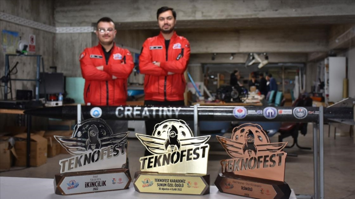 Genç Türk mühendislerin tasarladığı roket ABD'de yarışacak