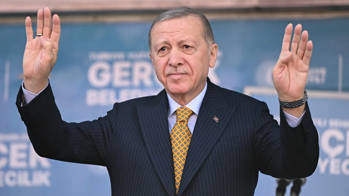 Cumhurbaşkanı Erdoğan'dan emeklilere 'seyyanen zam' açıklaması