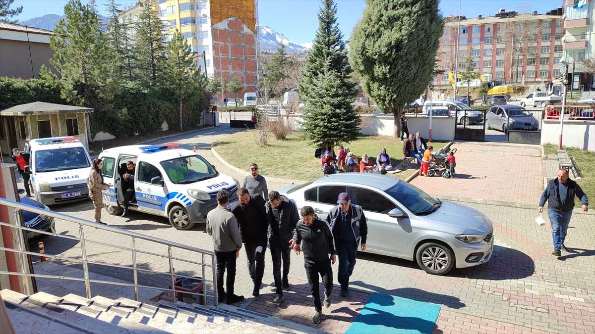 Konya'da uyuşturucu operasyonunda 2 şüpheli tutuklandı
