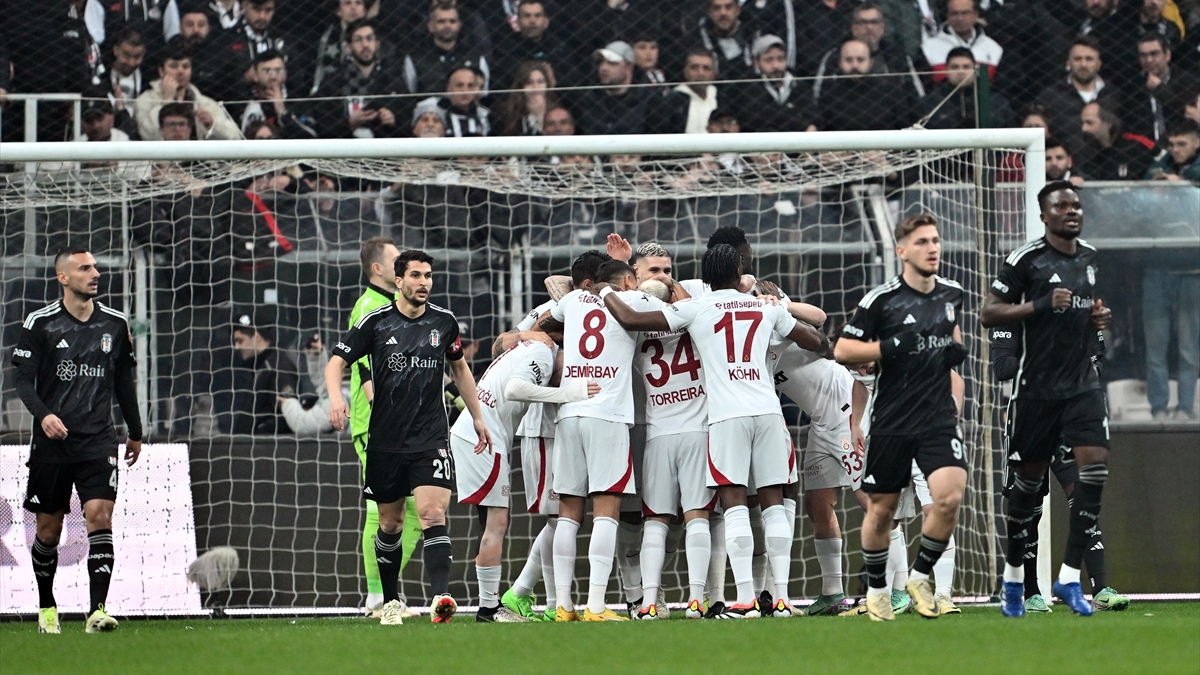 Galatasaray, derbide Beşiktaş'ı devirdi