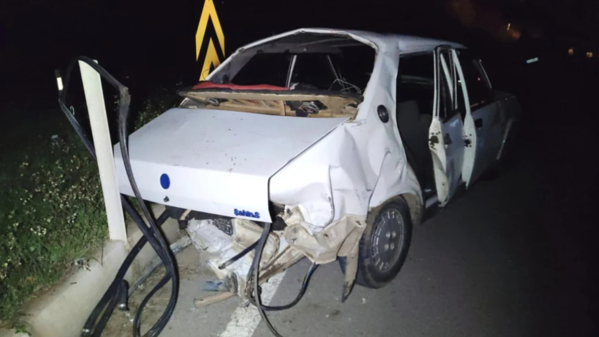 İzmir'de trafik kazası: 1 ölü, 3 yaralı