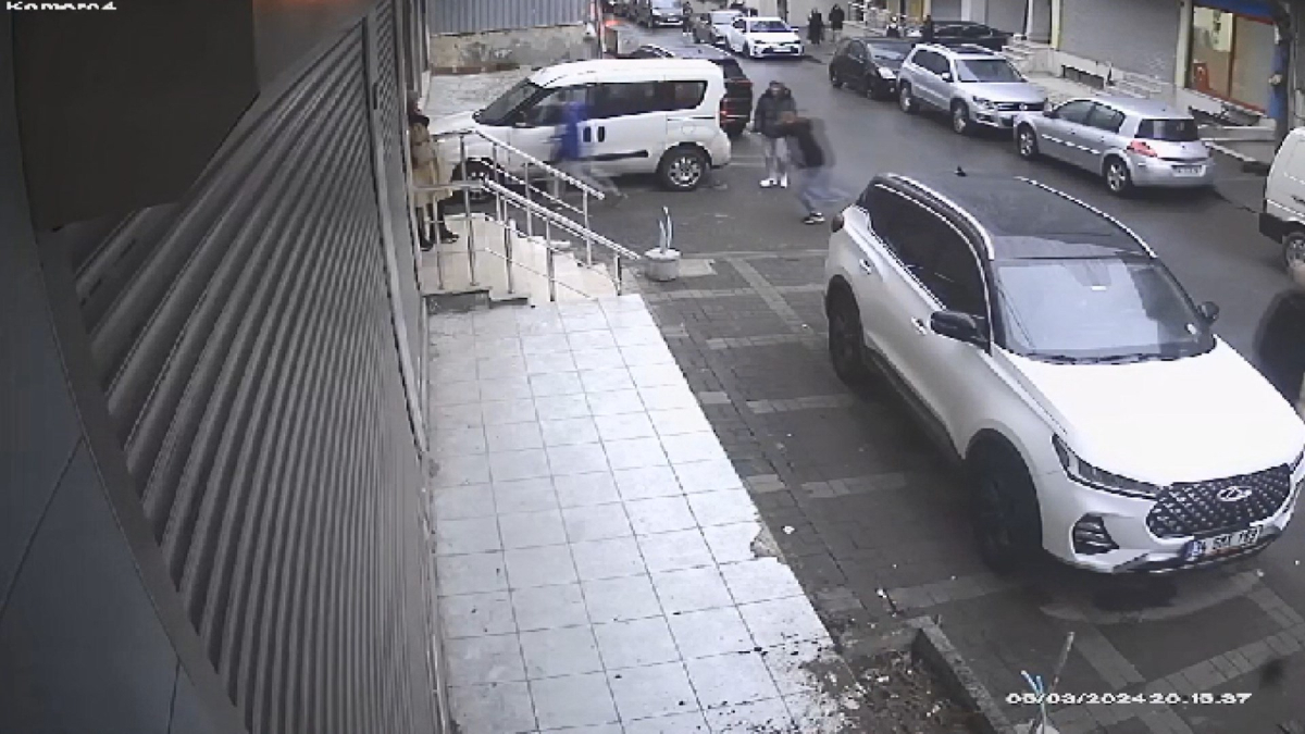 Ümraniye'de zihinsel engelli çocuk darbedildi