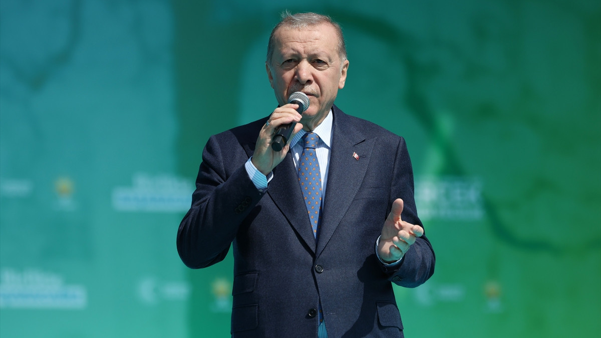 Cumhurbaşkanı Erdoğan'dan İmamoğlu'na sert sözler: Tutmayın küçük enişteyi karakteri