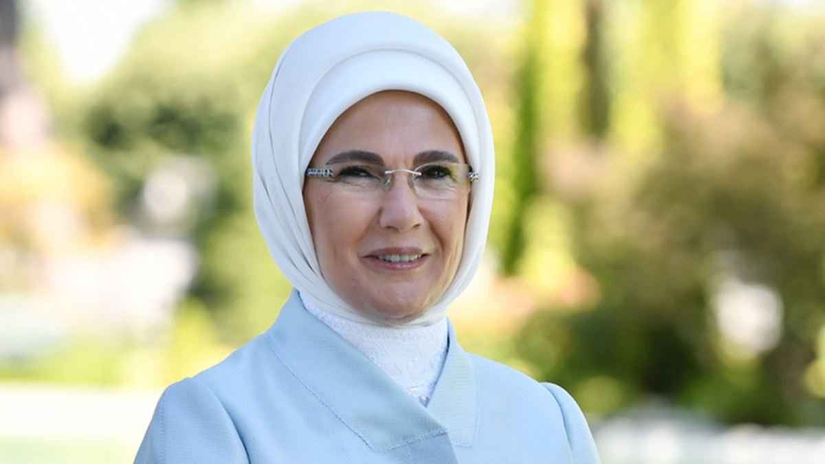 Emine Erdoğan Ramazan ayını tebrik etti: Mazlum ve mağdurların gözyaşları dinsin
