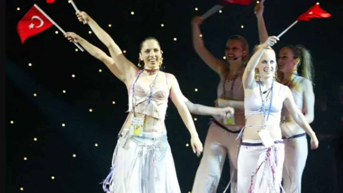 2003'te birinci olmuştu! Sertab Erener yeniden Eurovision'da sahne alacak