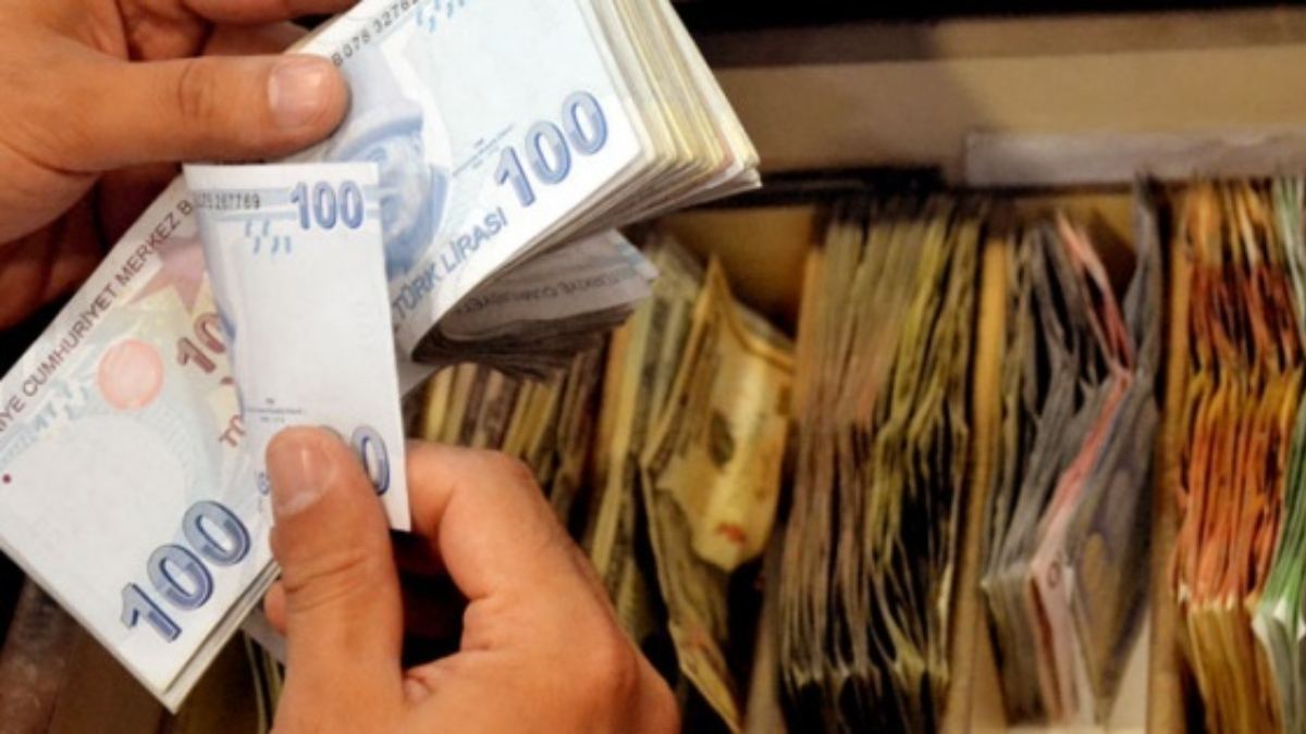 Karar açıklandı: EYT'li Bağkur'lu ayırt edilmeyecek! Her emekli hesabında görecek...