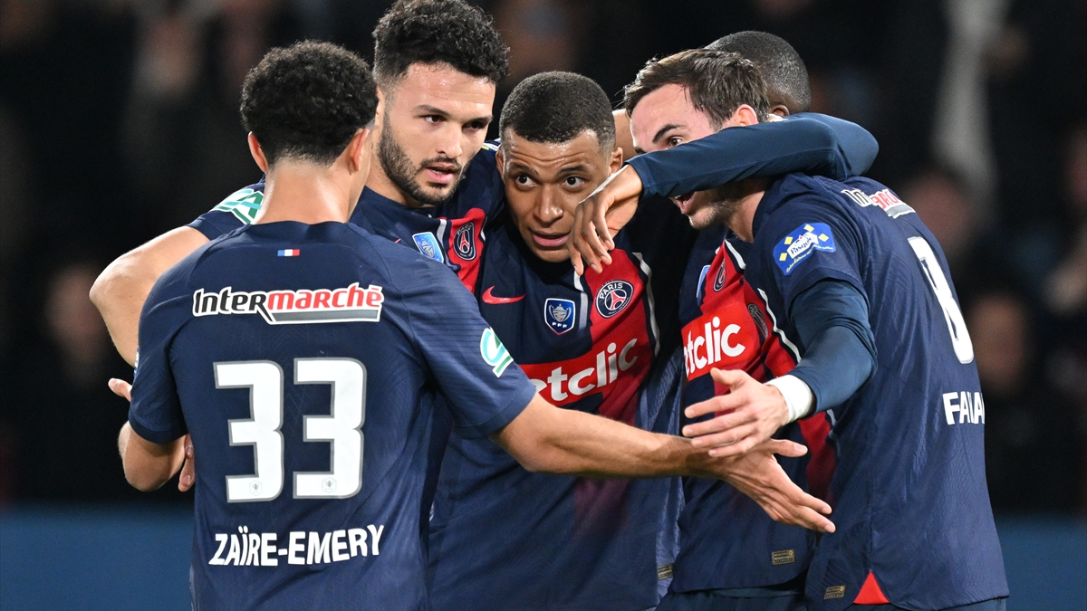 Paris Saint-Germain, Nice'i saf dışı bıraktı