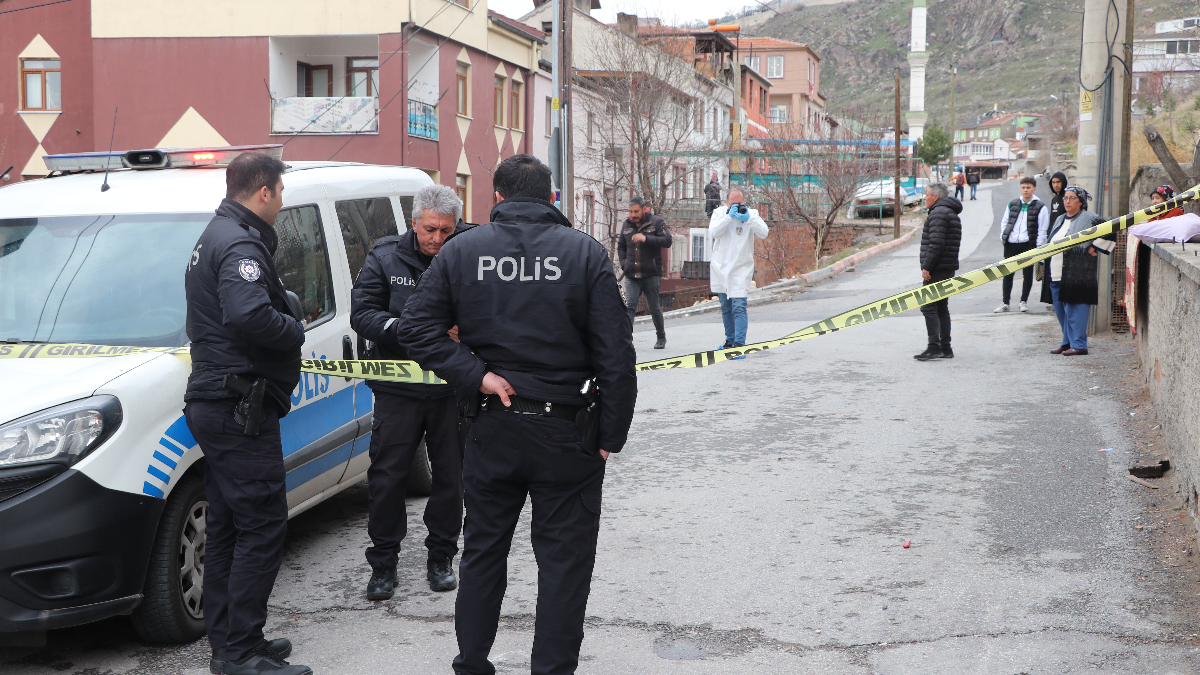 Kayseri'de alacak - verecek meselesi! Kan aktı...