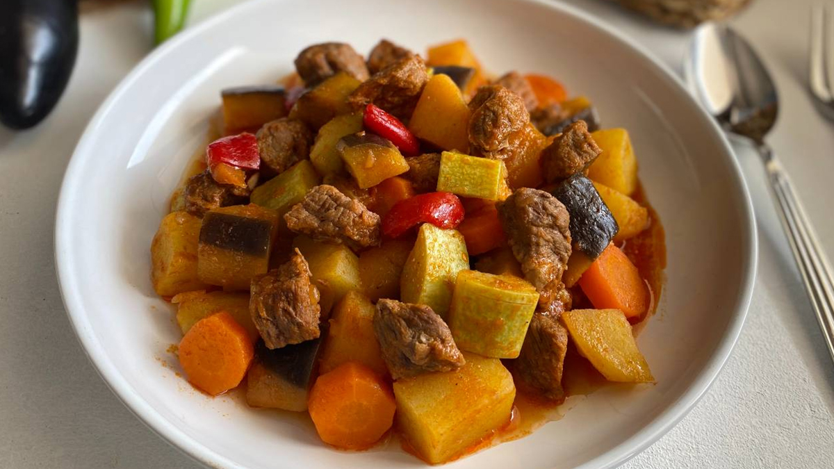 Türlü pişirirken bir tutam ekleyin, sebzeler asla erimiyor