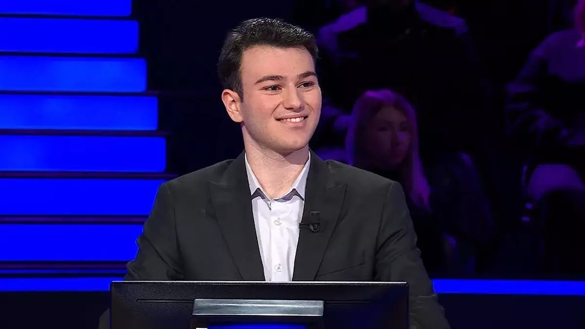 Kim Milyoner Olmak İster'de heyecanlı anlar: 1 milyon TL'lik soruyu bildi