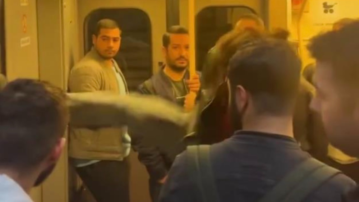İzmir'de metro arızalanınca ortalık karıştı: Kavga çıktı, kapıları tekmelediler