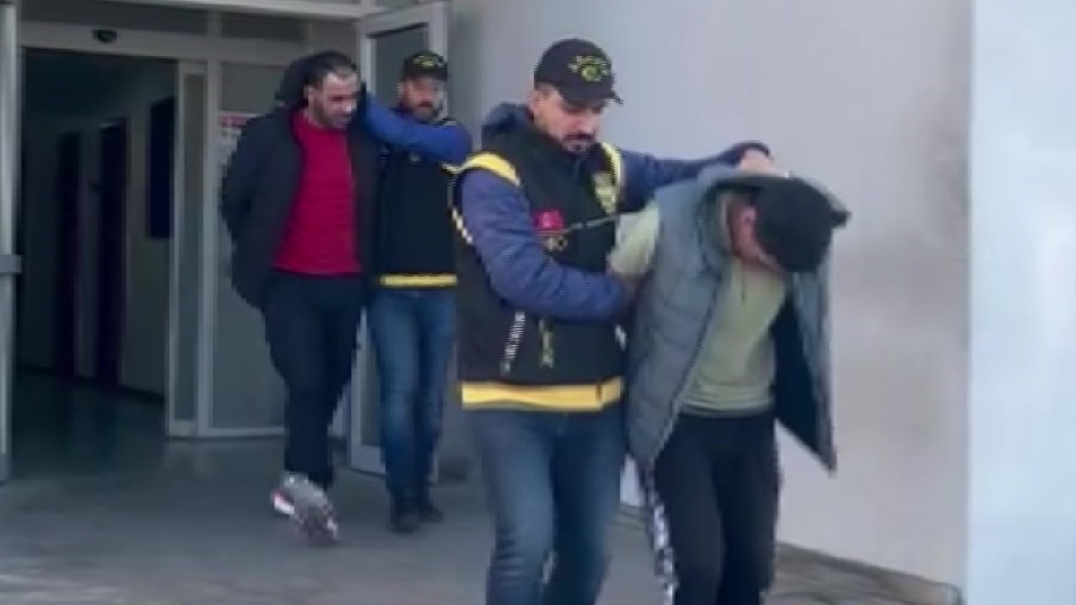 Adana'da araba anahtarını kaybetti: 1 ay sonra aracı çalındı