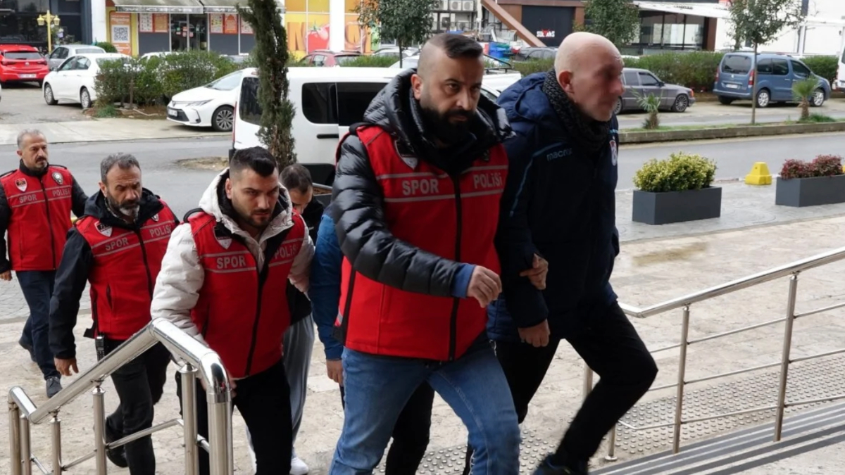 Trabzon'da günlerdir konuşulan maçta gözaltına alınan 13 kişiden 5'i tutuklandı
