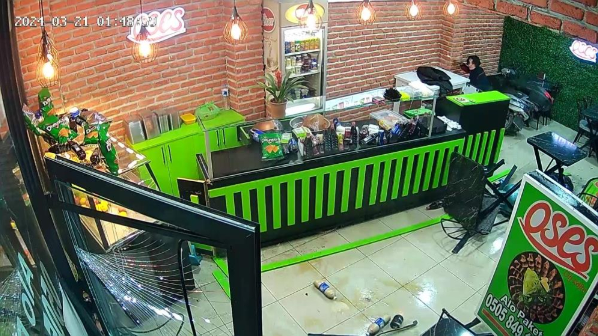 Adana'da emanet araçla kaza yaptı! Savunması pes dedirtti