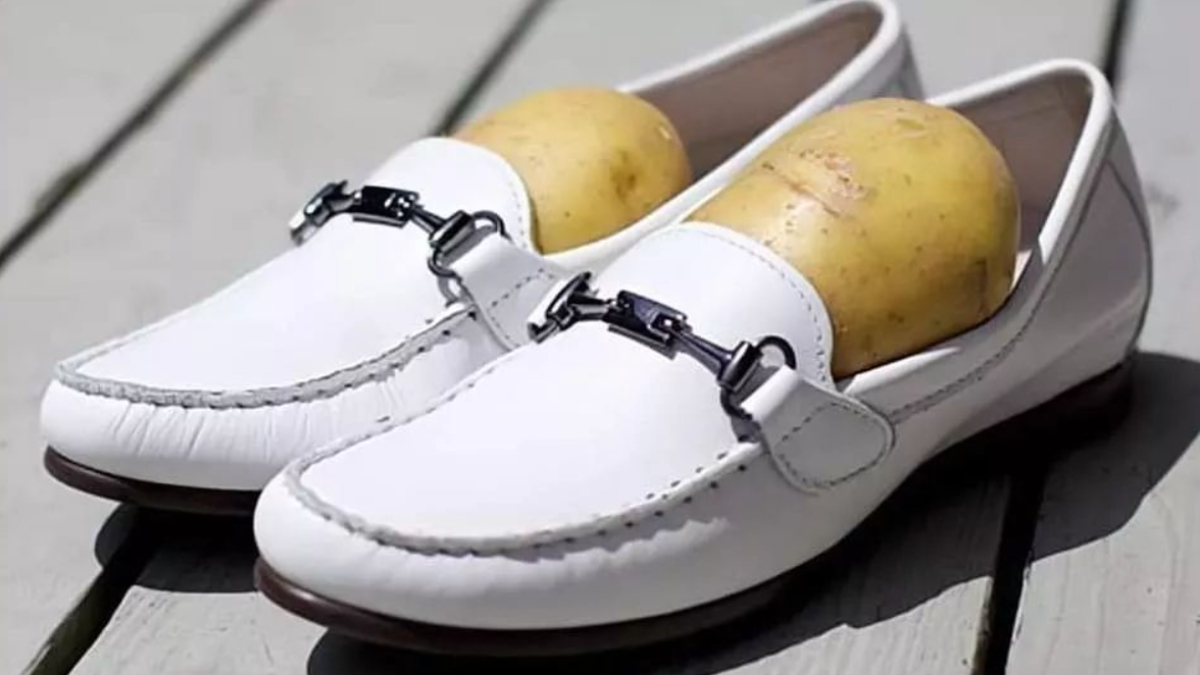 Ayakkabının içine patates koymak bakın ne işe yarıyormuş