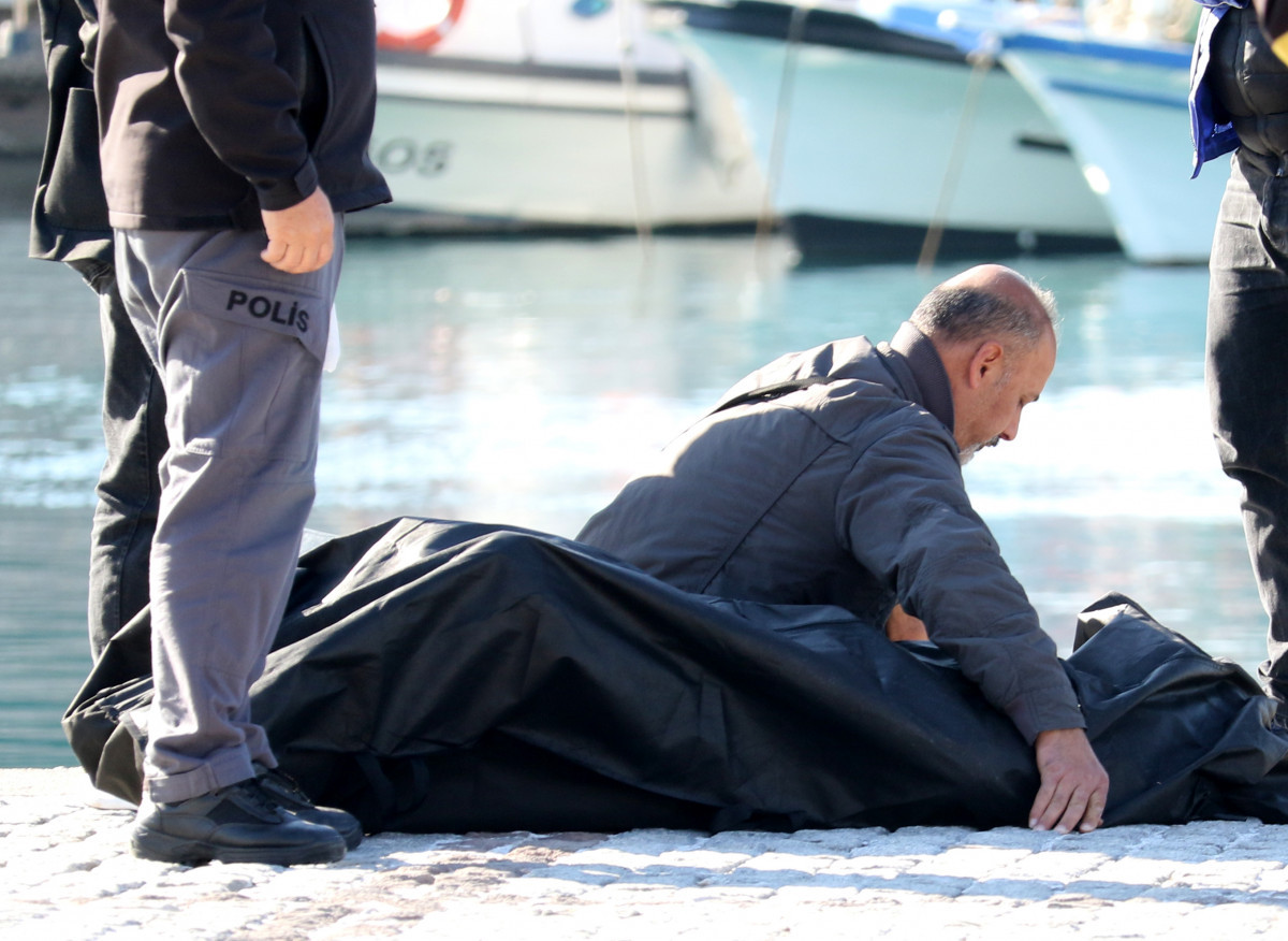 Antalya'da falezlerde oğlu ölen babadan son bakış