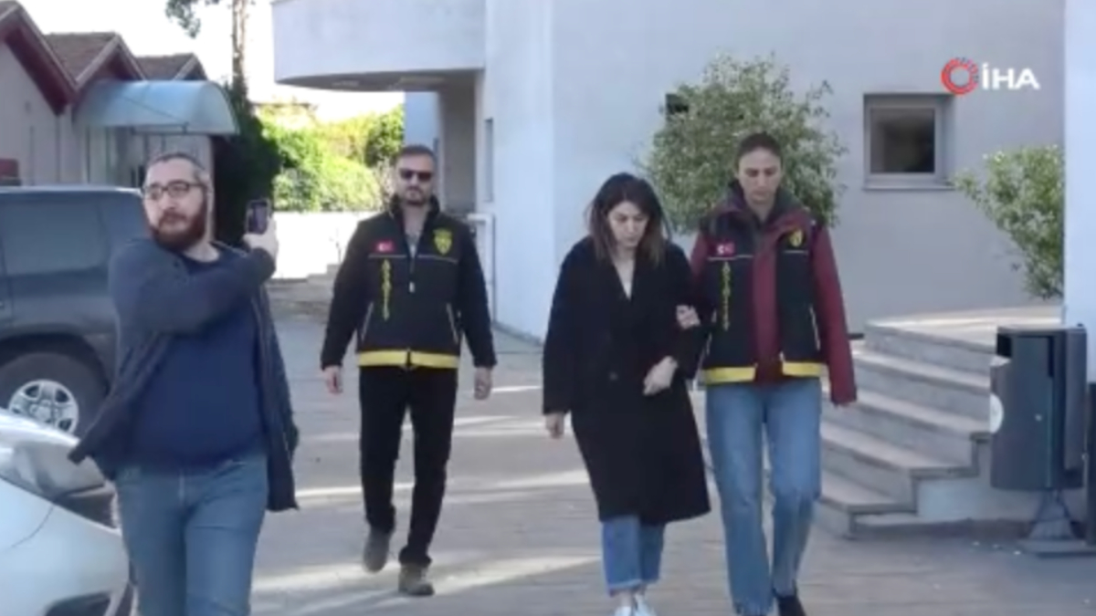 Evine operasyon düzenlendi! Adana’da sahte kadın avukat tutuklandı
