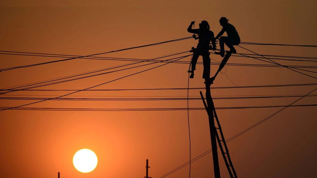 Ankara kararıyor: Başkentte saatlerce elektrik olmayacak! İşte, 25 Mart elektrik kesinti listesi...