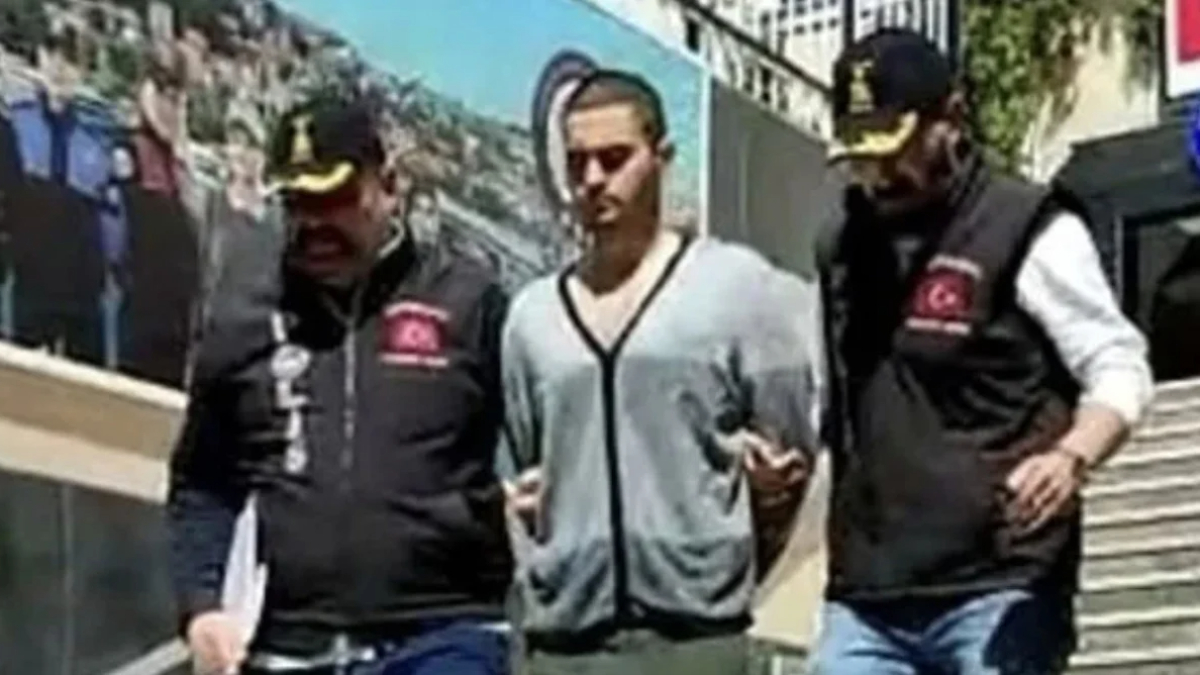 Şişli'de ağabeyini bıçaklayarak öldüren sanığa müebbet hapis talebi