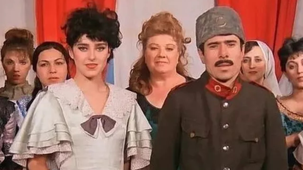 Yeşilçam’ın Şekerparesi Yaprak Özdemiroğlu yıllar sonra ortaya çıktı! Gören inanamadı, güzelliği mest etti...