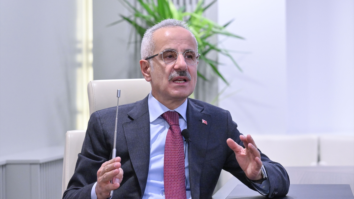 Abdulkadir Uraloğlu, İstanbul ve Konya’daki yeni raylı sistem projelerini anlattı