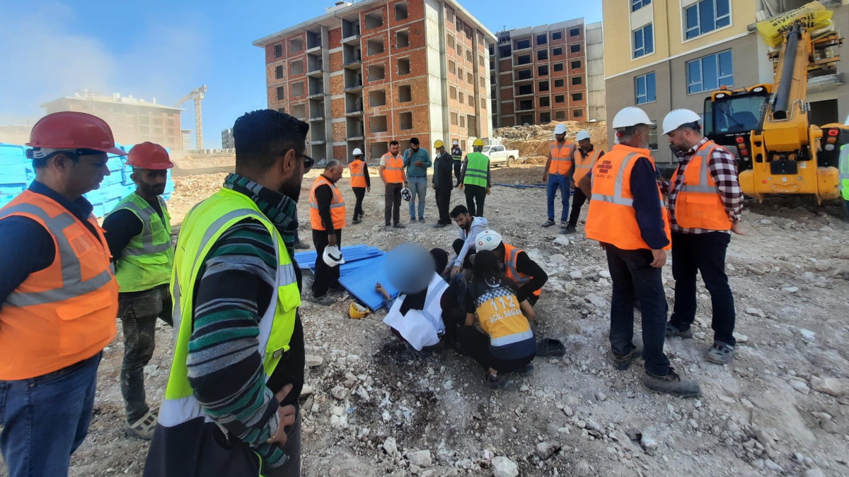 Adıyaman'da iş makinesinin çarptığı işçi hayatını kaybetti