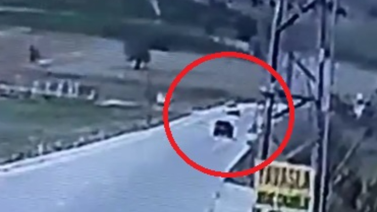 Ankara'da 6 kişinin yaralandığı kaza anı kameraya yansıdı