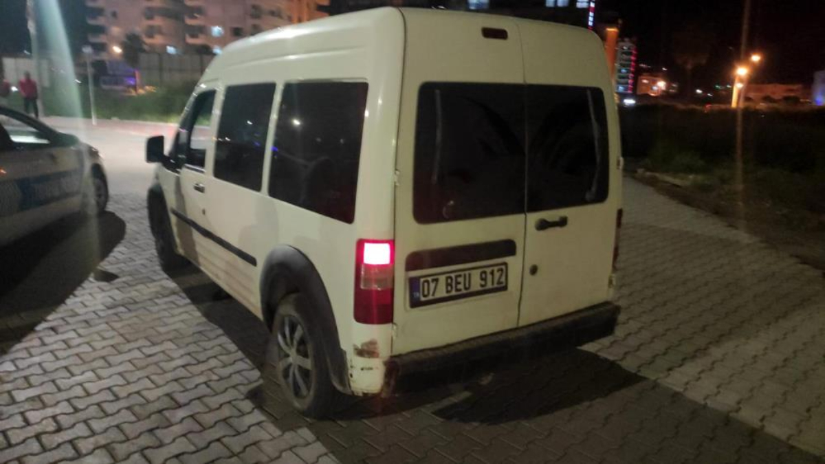 Antalya'da alkollü sürücünün ihlal zinciri: 18 bin TL ceza