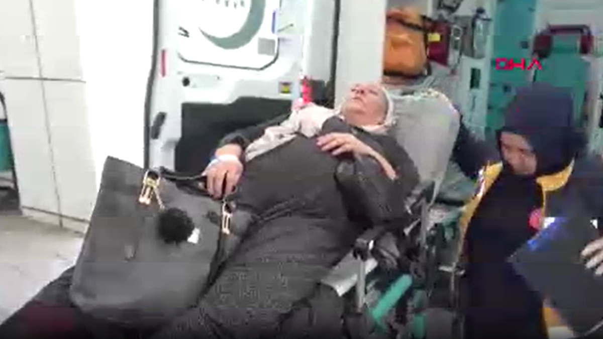 Aksaray'da trafik kazasında yaralanan kadının feryadı: "Ben iyiyim kocama bakın"