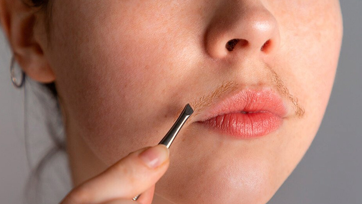 Çinlilerin tüysüzlük sırrı ortaya çıktı! Meğer o 4 malzeme ile yüzünüzdeki tüyler son buluyormuş…
