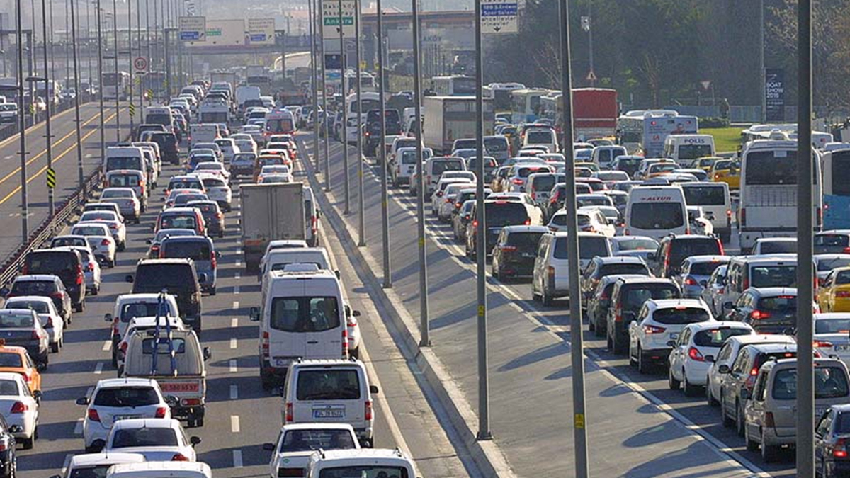 İstanbul’un çilesine merhem! Bakanlık duyurdu: Dev yol projesiyle yüzler gülecek