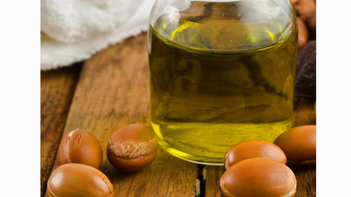 Bu yağı saçlarına süren toka bulamayacak! Anında gürleştiriyor...