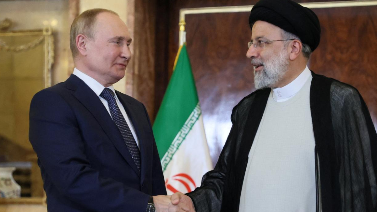 Rusya Devlet Başkanı Putin İran Cumhurbaşkanı Reisi ile görüştü
