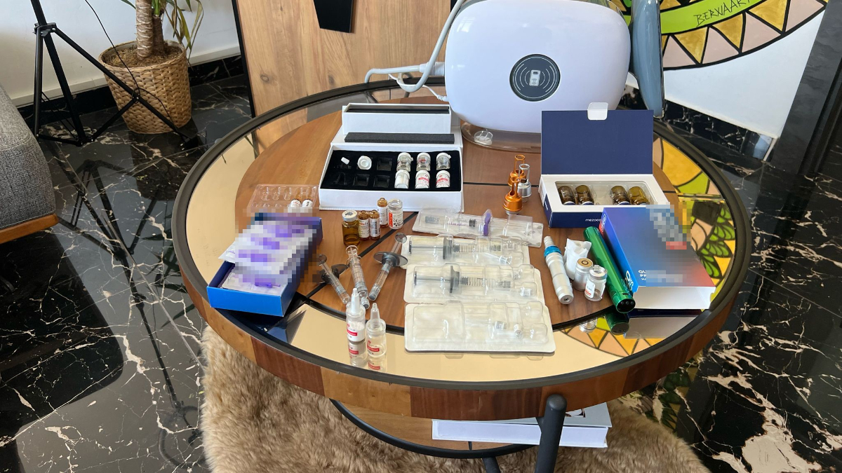 Antalya'da ruhsatsız güzellik merkezine baskın gerçekleştirildi