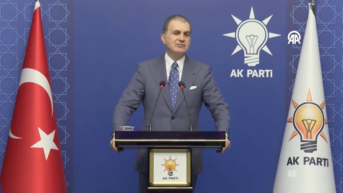 AK Parti'de seçim sonrası ilk MKYK toplantısı Ömer Çelik konuşuyor