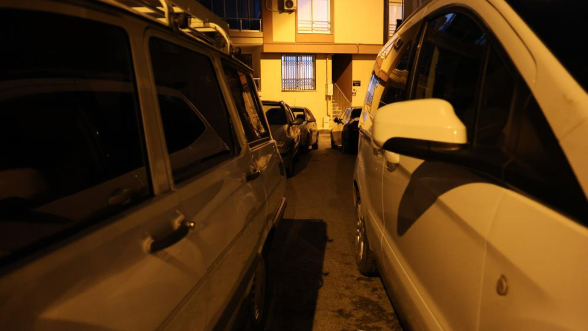 İzmir'de hatalı araç parklarına tepki: Nasıl bir zihniyet