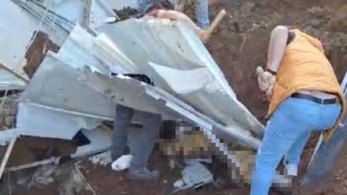 İstanbul Kartal'da dorsenin altında kalan işçi feci şekilde can verdi