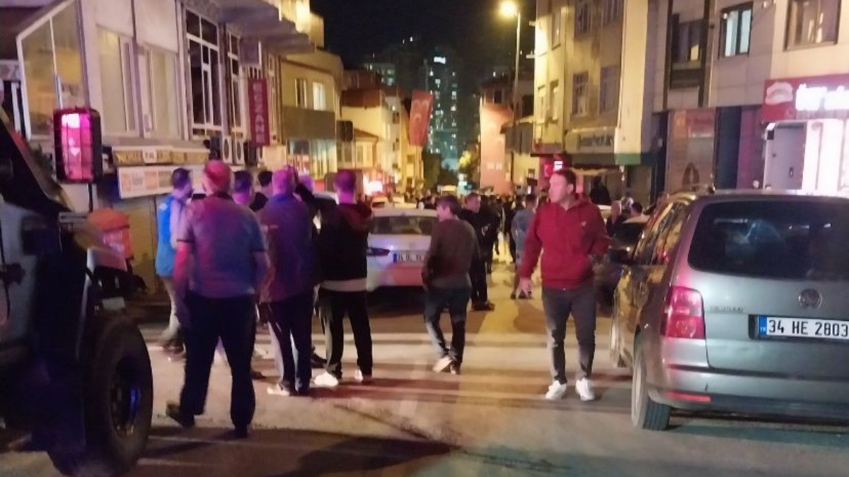 İstanbul Üsküdar'da pastanede silahlı çatışma 3 ölü