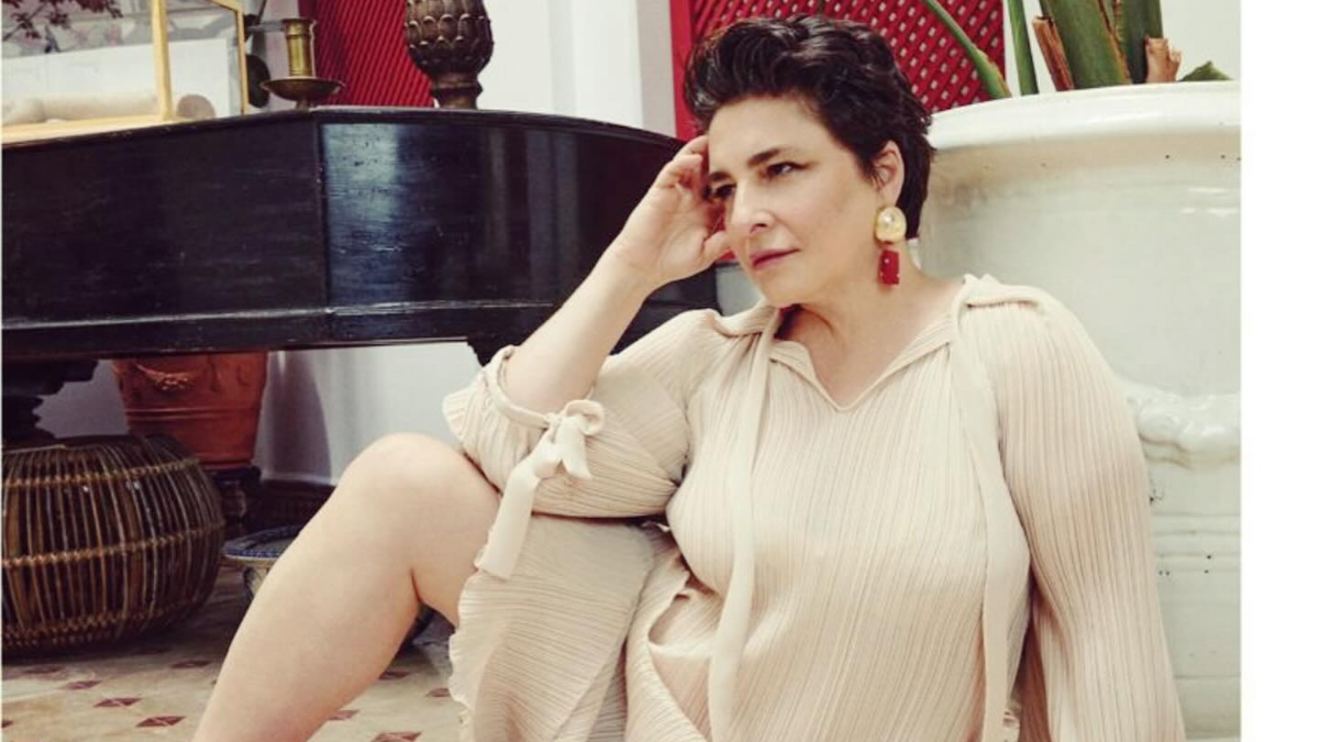Oyuncu Esra Dermancıoğlu'ndan tuvalet pozu '2 beyin önemli'