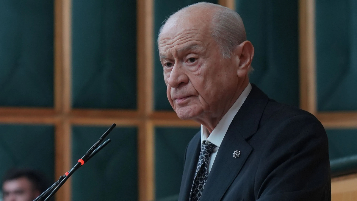 Devlet Bahçeli’den Sırrı Süreyya Önder mesajı: Çok üzgünüm Devlet Bahçeli’den Sırrı Süreyya Önder mesajı: Çok üzgünüm