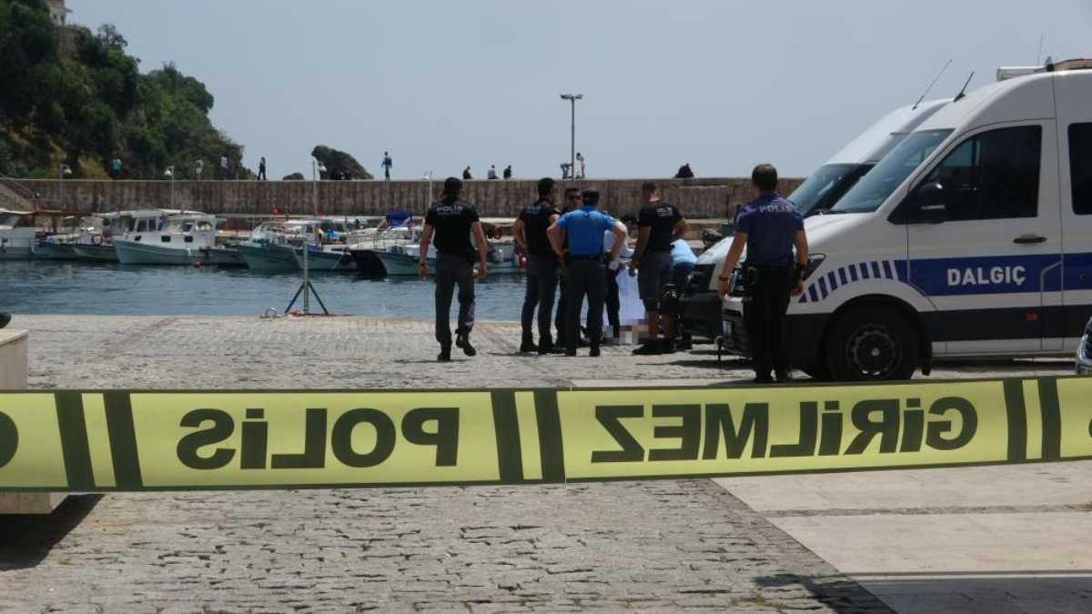 Antalya’da denizde cansız beden bulundu