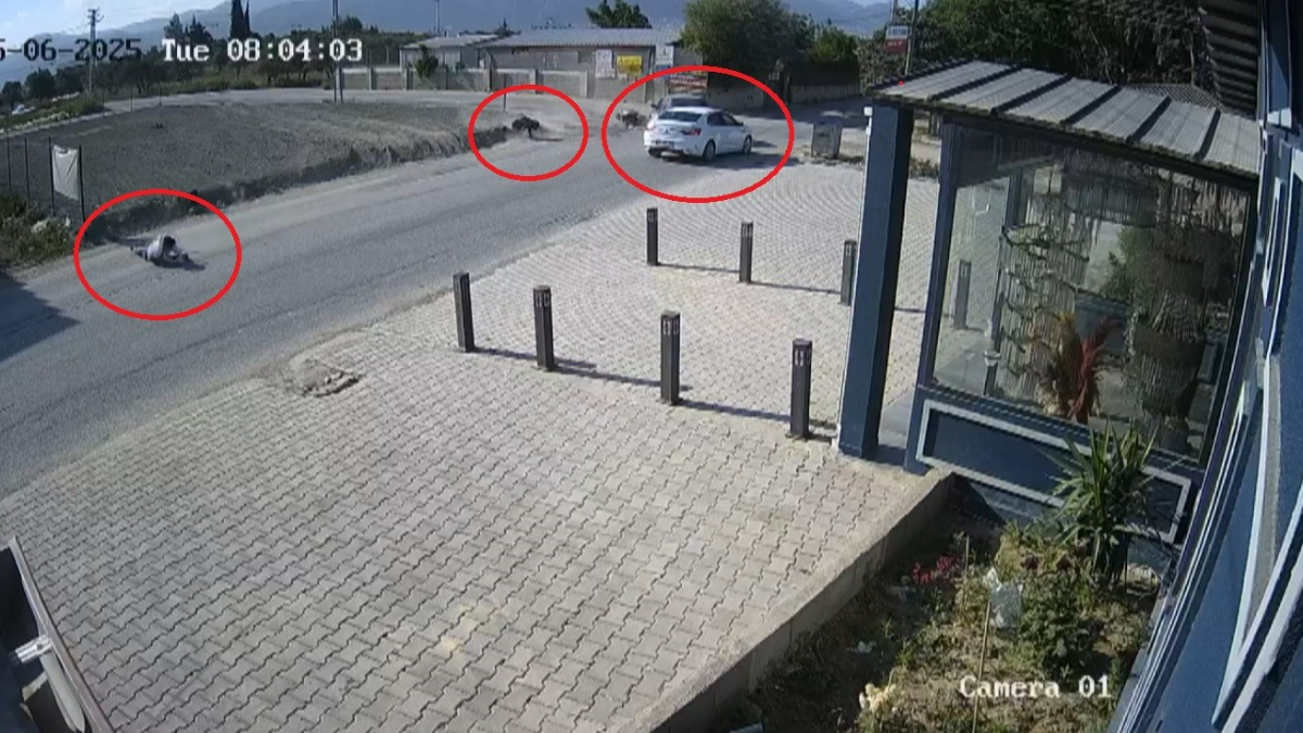 Hatay’da kazada metrelerce havaya uçtular