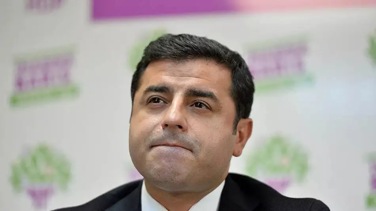 Selahattin Demirtaş: Hayırlı olsun Selahattin Demirtaş: Hayırlı olsun