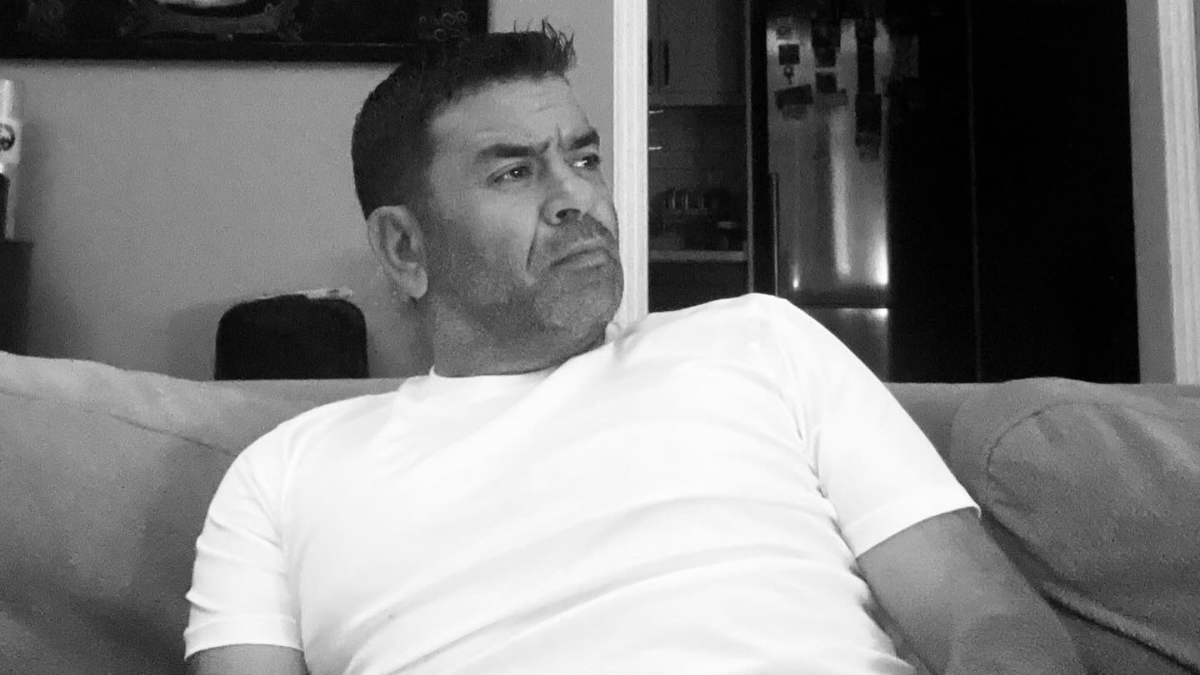 Oyuncu Bülent Şakrak yeni sevgilisi Duygu Arabacıoğlu’yla aşkını ilan etti Oyuncu Bülent Şakrak yeni sevgilisi Duygu Arabacıoğlu’yla aşkını ilan etti