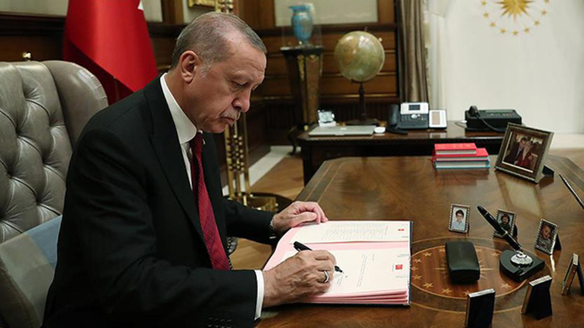 Devlet Üniversitesi Rektörleri Açıklandı: Erdoğan'ın İmzasını Taşıyan Atamalar Resmi Gazete'de Yayımlandı