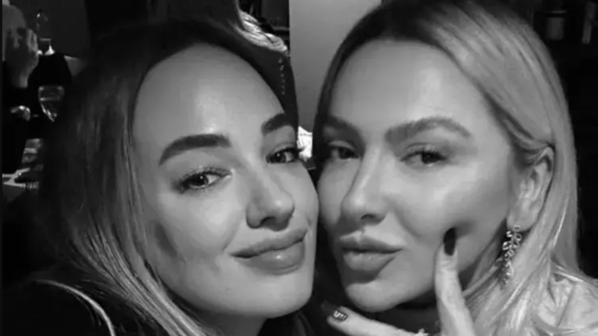 Instagram hesabına başkaları girdi! Seda Bakan dava açıyor Instagram hesabına başkaları girdi! Seda Bakan dava açıyor