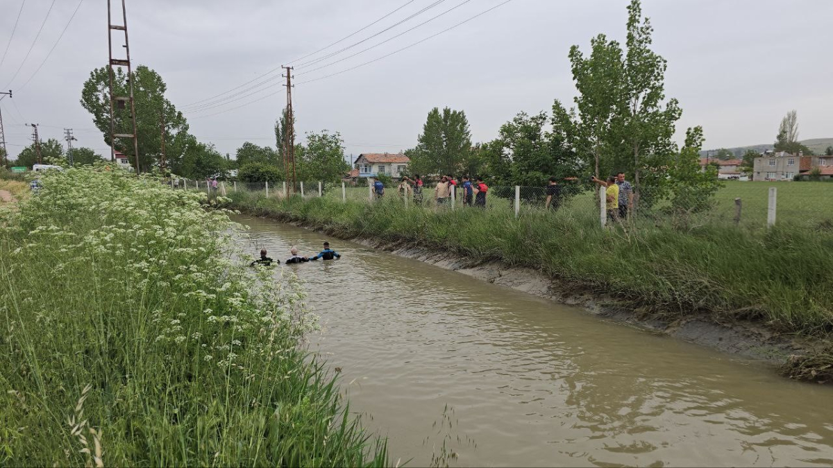 Amasya’da sulama kanalına giren çocuk öldü