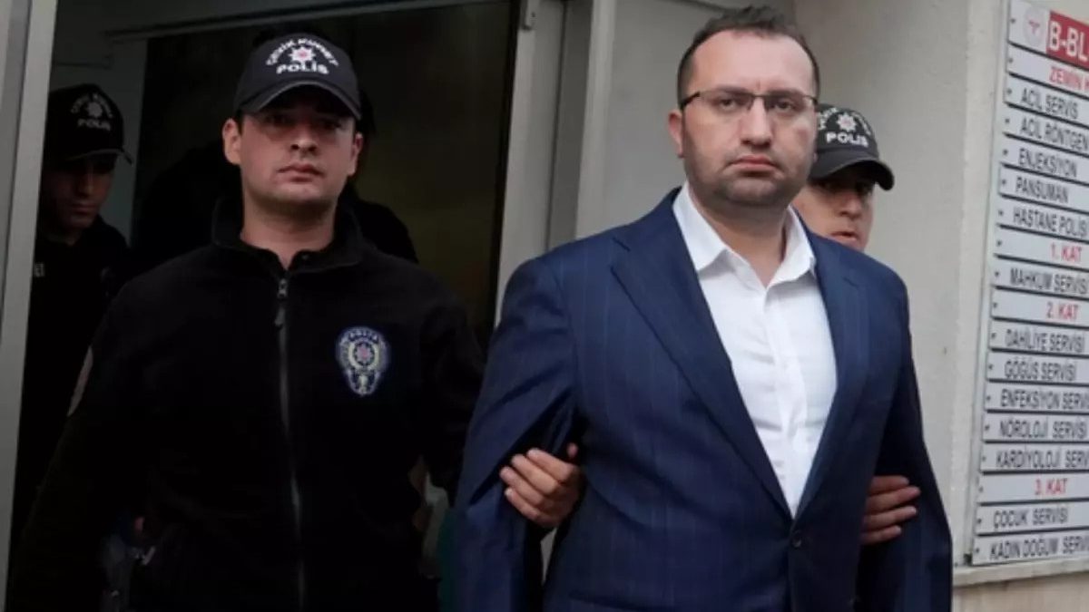 CHP’li Gaziosmanpaşa Belediyesi’nin AK Parti’ye geçmesi gündemde CHP’li Gaziosmanpaşa Belediyesi’nin AK Parti’ye geçmesi gündemde