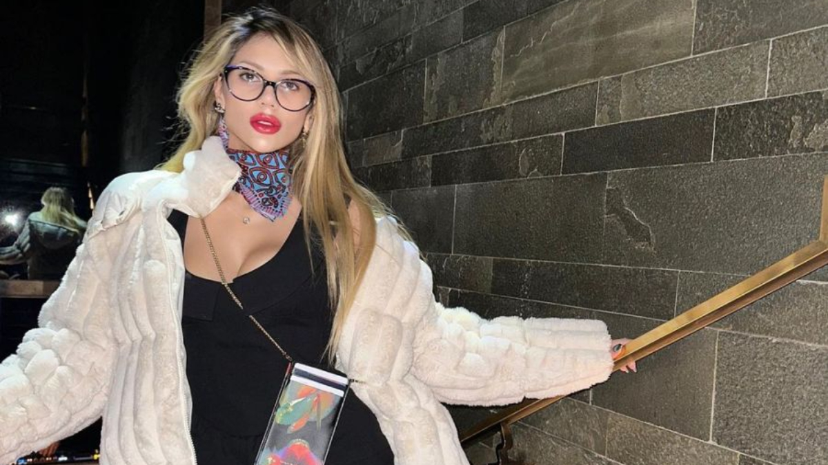 Yoğun bakıma kaldırılan Nihal Candan'ın iki kez kalbi durdu Yoğun bakıma kaldırılan Nihal Candan'ın iki kez kalbi durdu