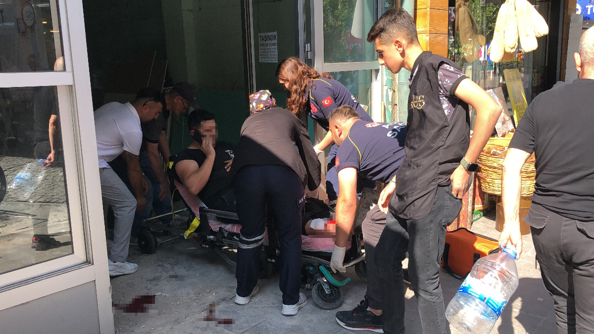 Eskişehir’de hastaneye kaldırılırken bile telefonu elinden bırakmadı